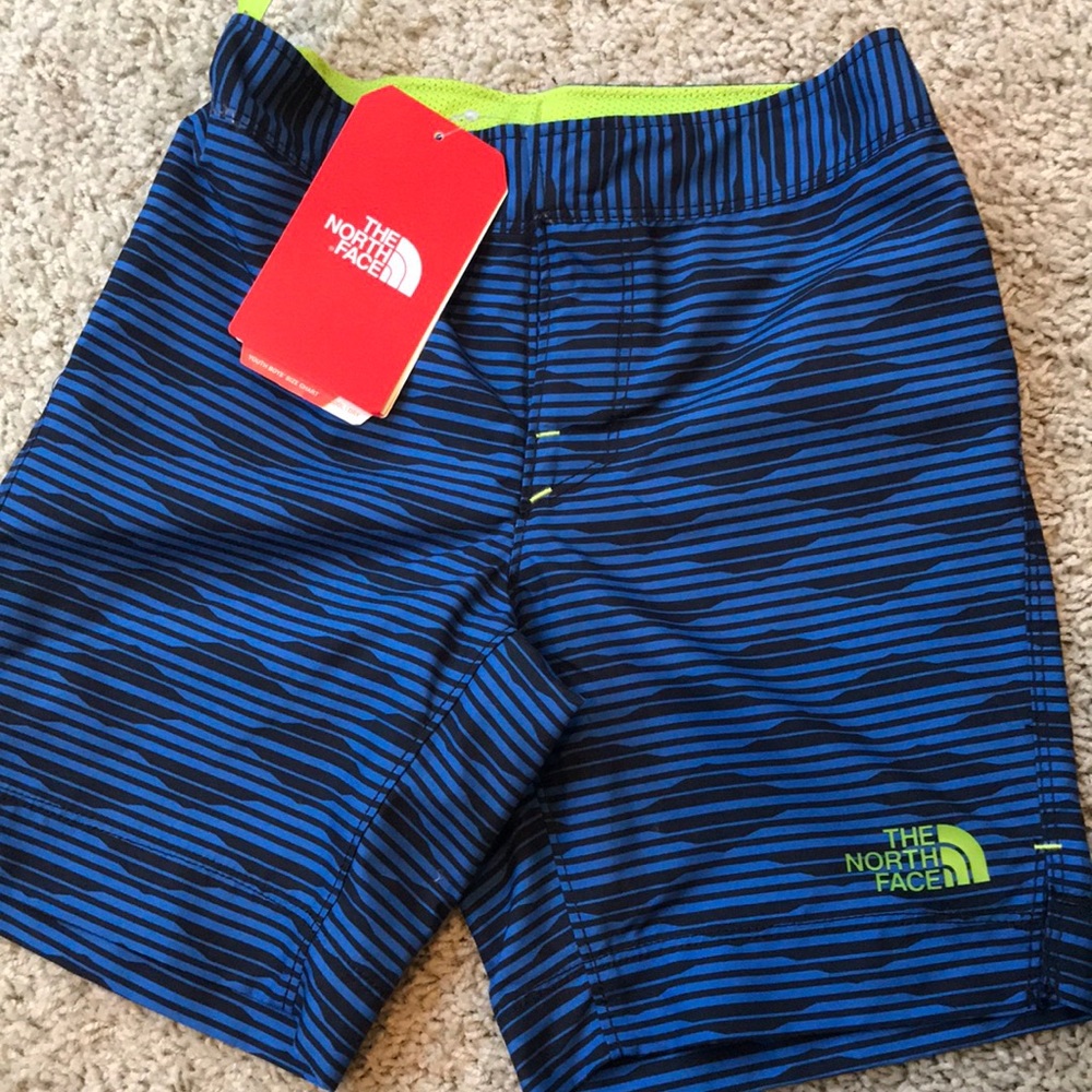 The North Face Boys Amphibious Shorts NWT l